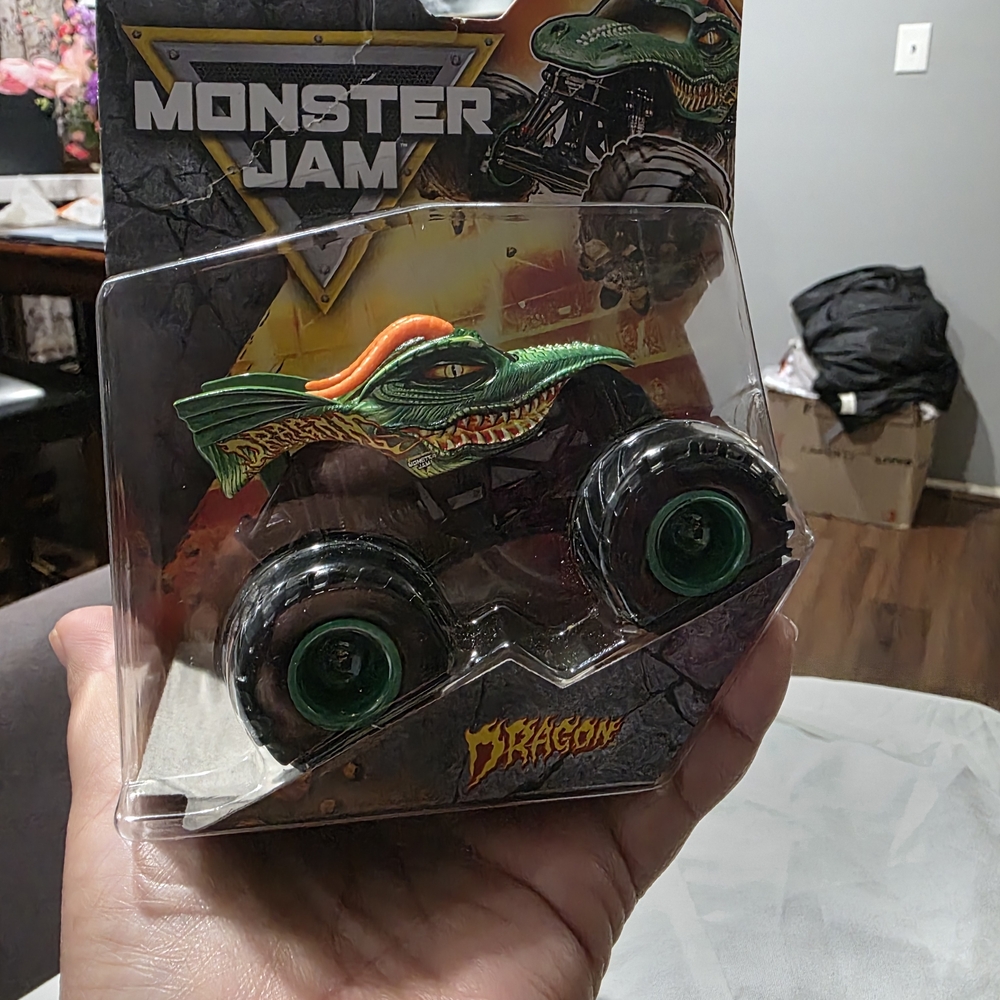 Monster Jam Dragon Monster Truck - Green and Orange